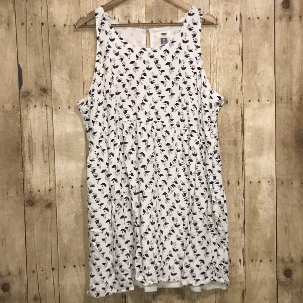 5 for $25 Sale! Old Navy Plus Dove Babydoll Dress